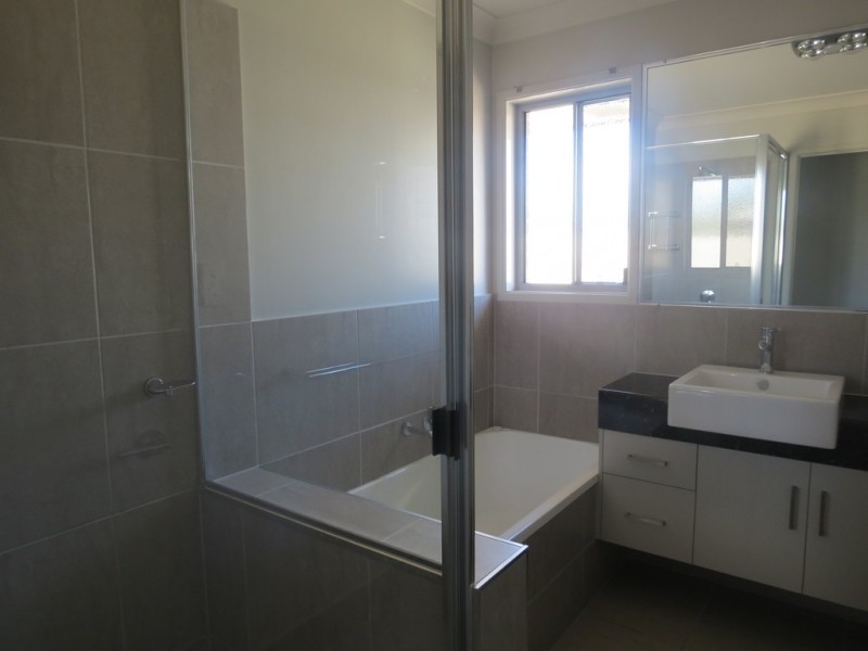 79 Mayfair Drive, Emerald QLD 4720