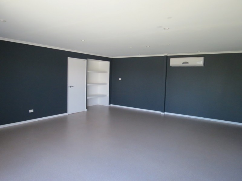 79 Mayfair Drive, Emerald QLD 4720