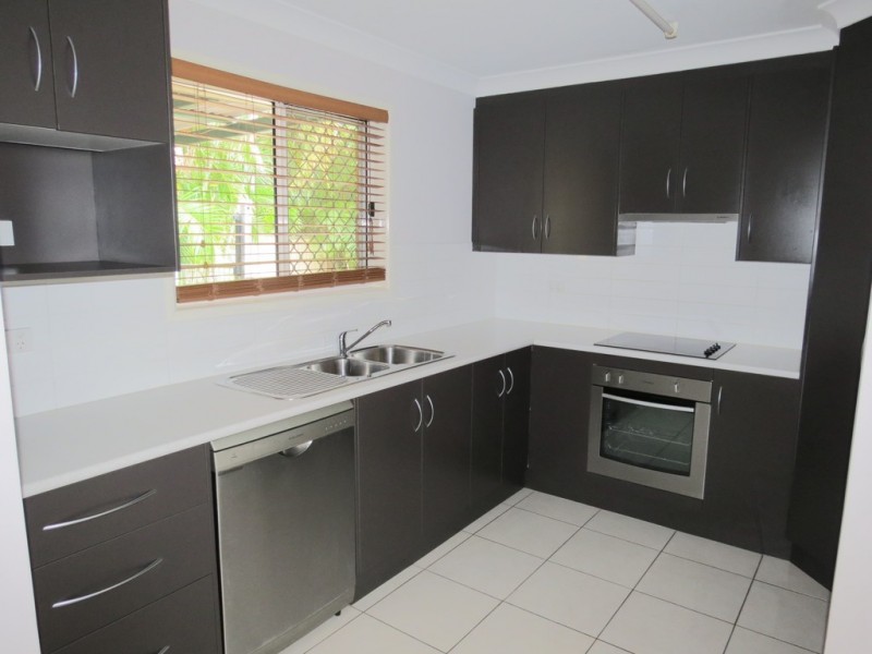 11 Waldby Court, Emerald QLD 4720