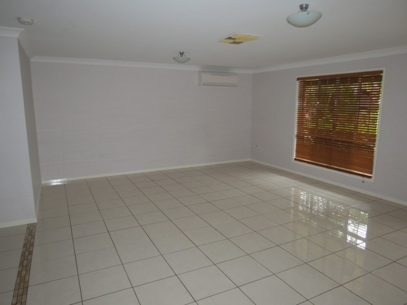 11 Waldby Court, Emerald QLD 4720