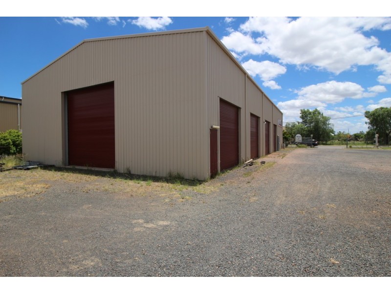13 Kyle Street, Emerald QLD 4720