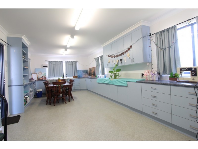 13 Kyle Street, Emerald QLD 4720