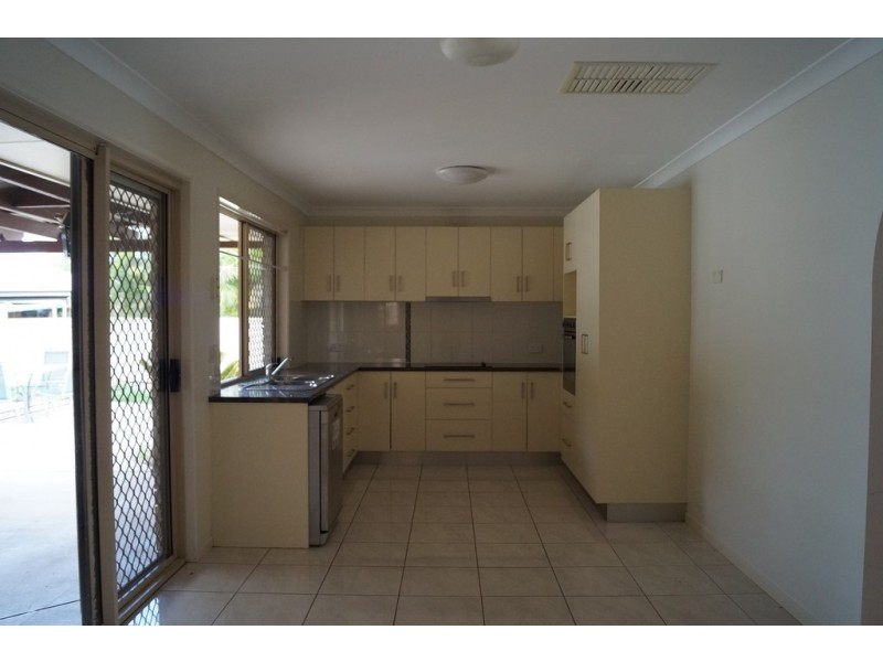 2 Boland Street, Emerald QLD 4720