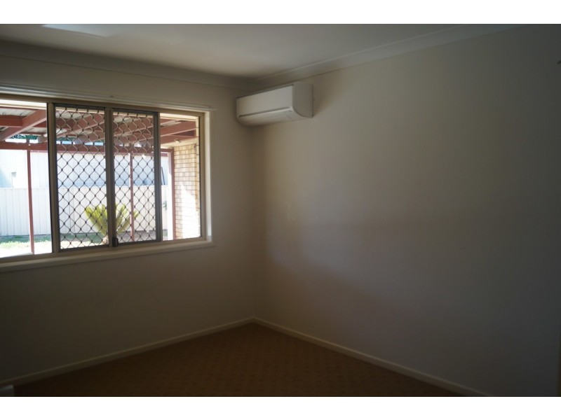 2 Boland Street, Emerald QLD 4720