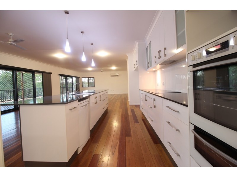 11 Birch Drive, Emerald QLD 4720