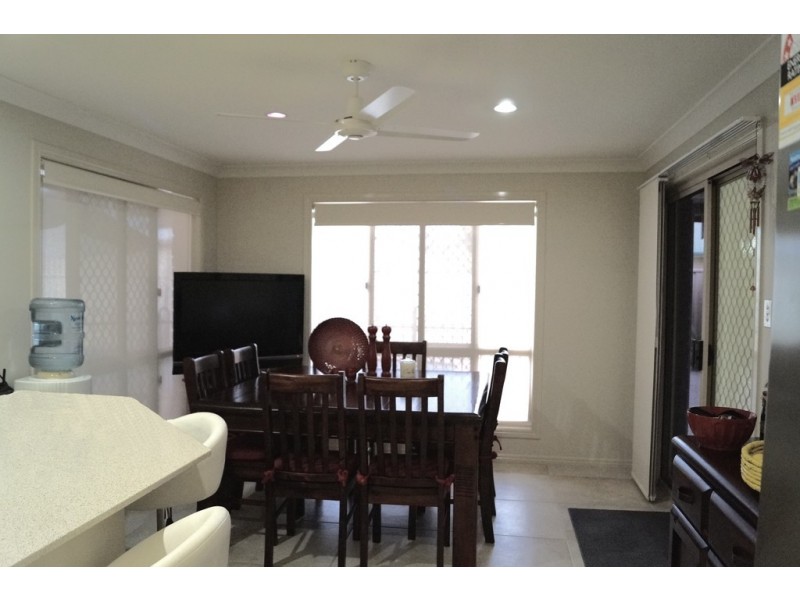 77 Gray Street, Emerald QLD 4720