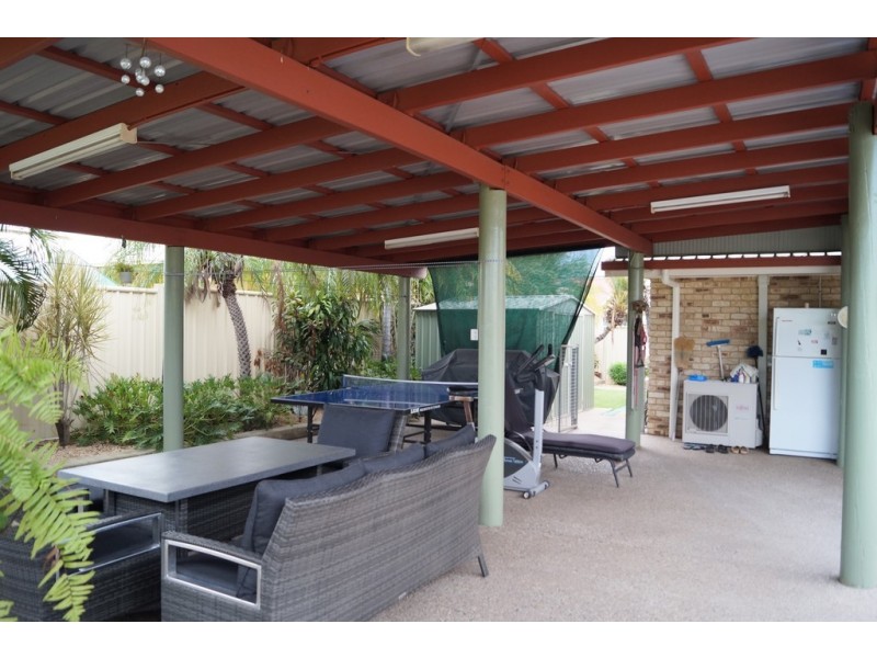 77 Gray Street, Emerald QLD 4720