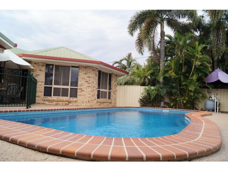 77 Gray Street, Emerald QLD 4720