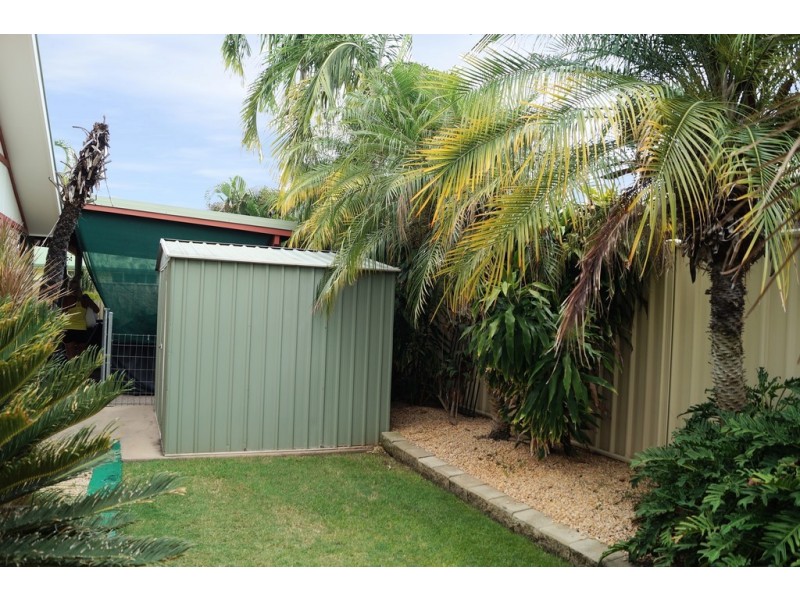 77 Gray Street, Emerald QLD 4720