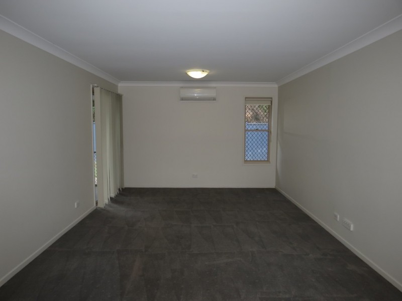 5 Peggy Court, Emerald QLD 4720