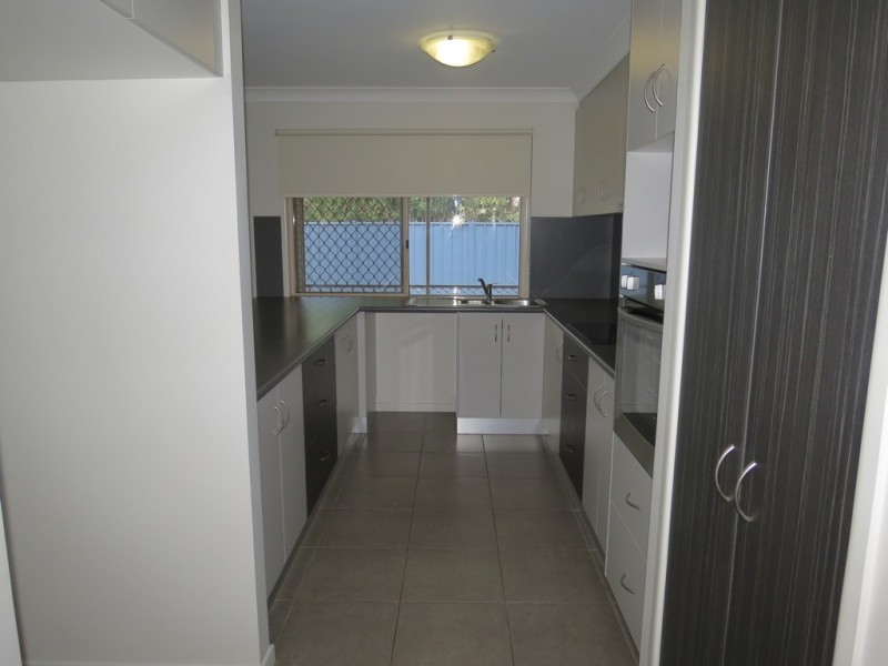 5 Peggy Court, Emerald QLD 4720