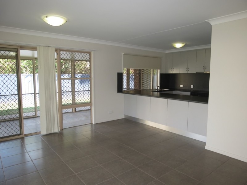 5 Peggy Court, Emerald QLD 4720