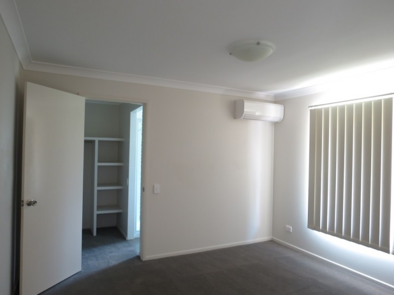 5 Peggy Court, Emerald QLD 4720