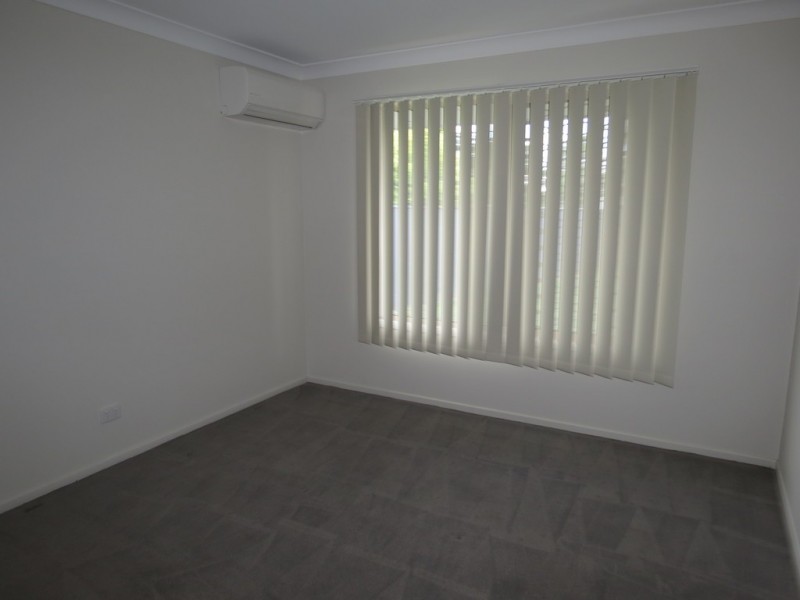 5 Peggy Court, Emerald QLD 4720