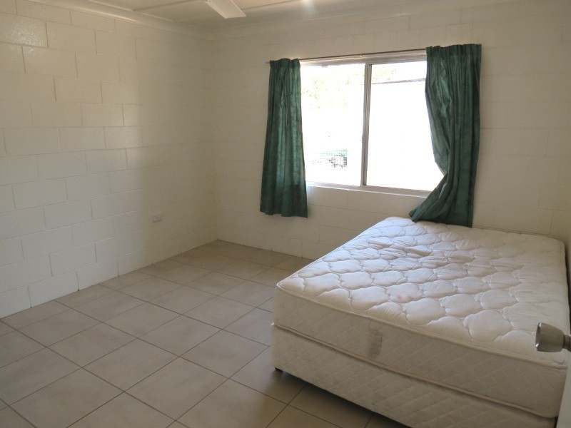1-3/38 Baker Street, Emerald QLD 4720