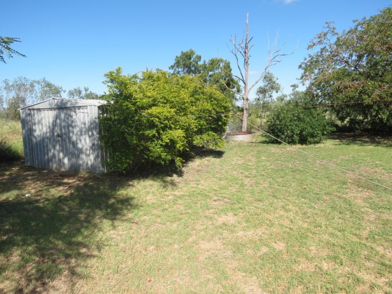 32 Gordon Street, Capella QLD 4723