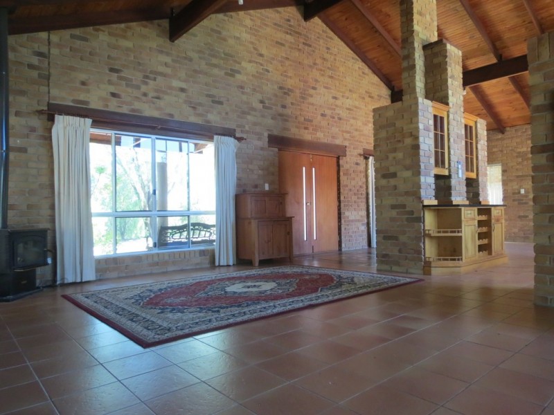 951 Selma Rd, Emerald QLD 4720