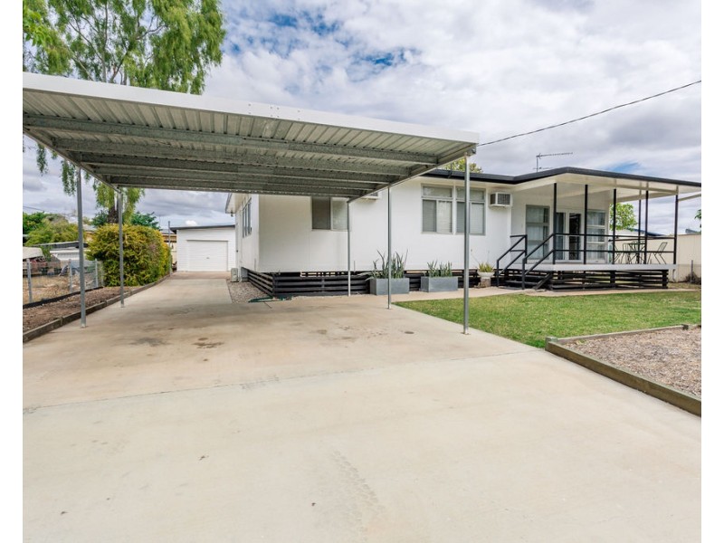 6 Luck Place, Emerald QLD 4720