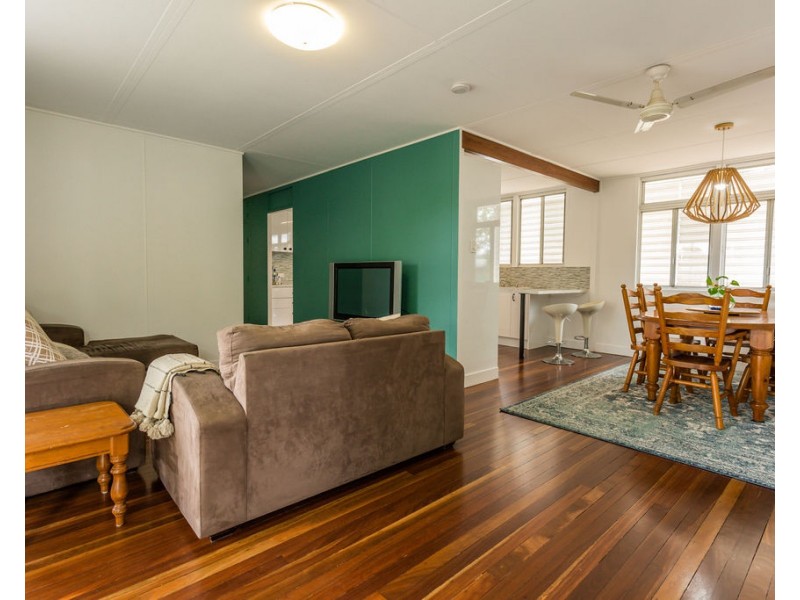 6 Luck Place, Emerald QLD 4720