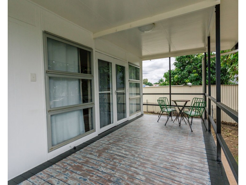 6 Luck Place, Emerald QLD 4720