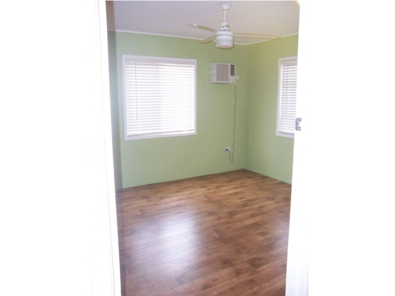 2/122 Hospital Road, Emerald QLD 4720