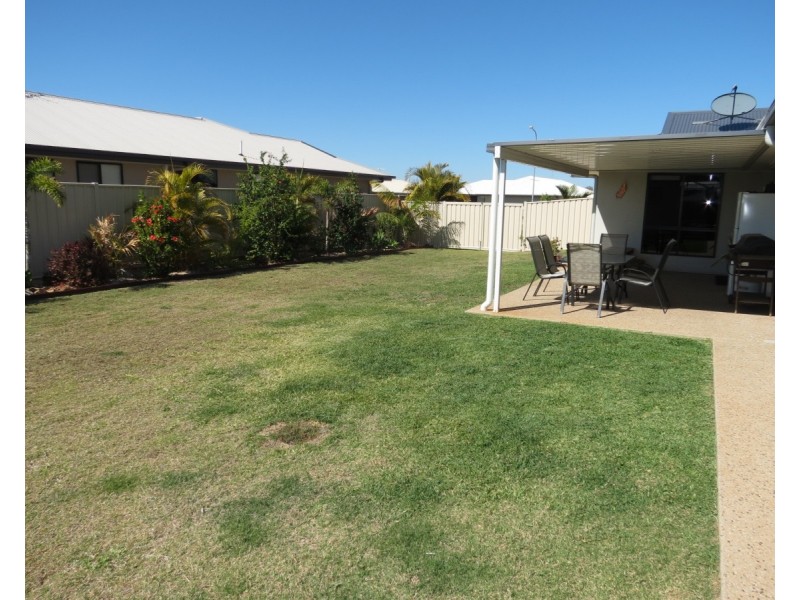 8 Eagle St, Emerald QLD 4720