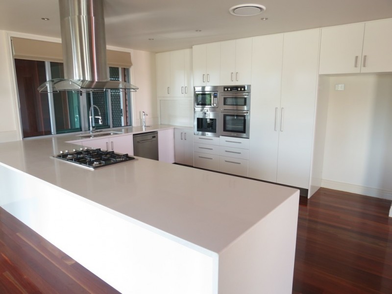 53 Lakeside Drive, Emerald QLD 4720