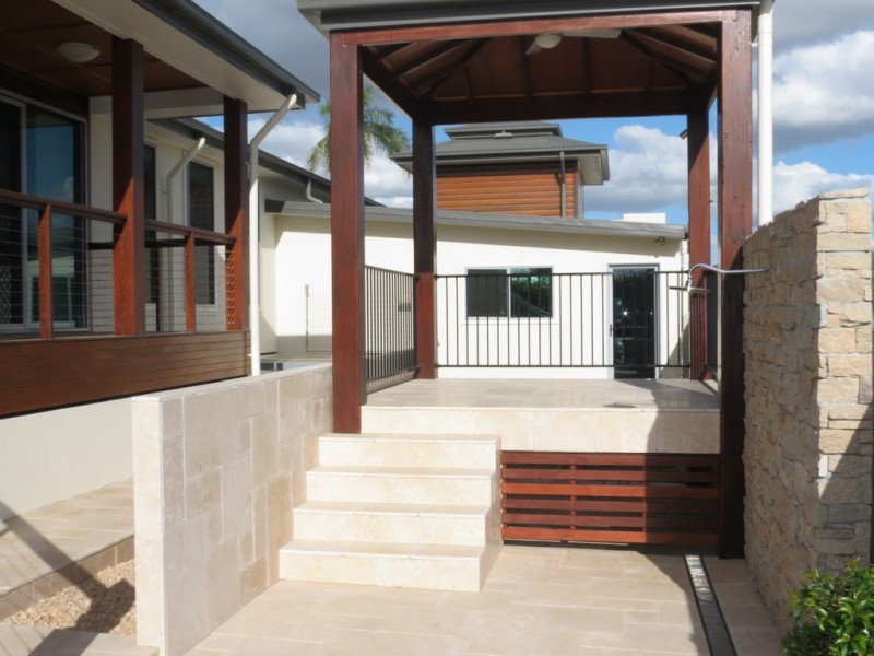 53 Lakeside Drive, Emerald QLD 4720