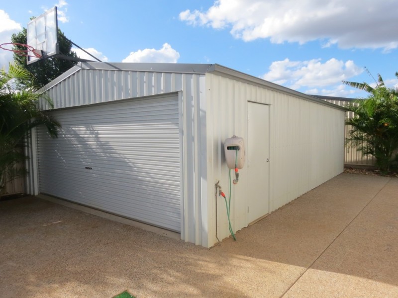 53 Lakeside Drive, Emerald QLD 4720