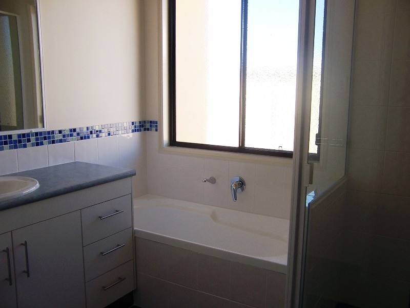 27 Joel Ernest Drive, Emerald QLD 4720