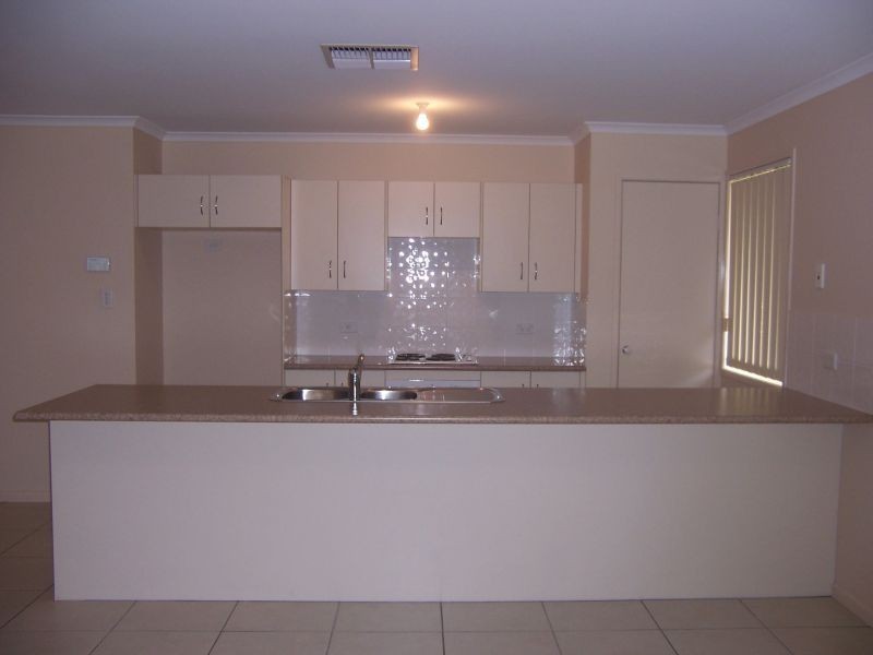 95  Moody Street, Emerald QLD 4720