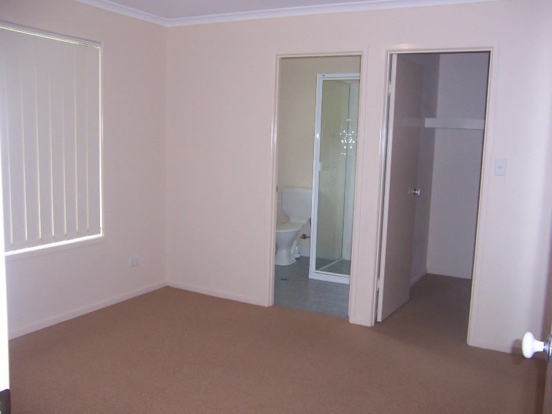 95  Moody Street, Emerald QLD 4720