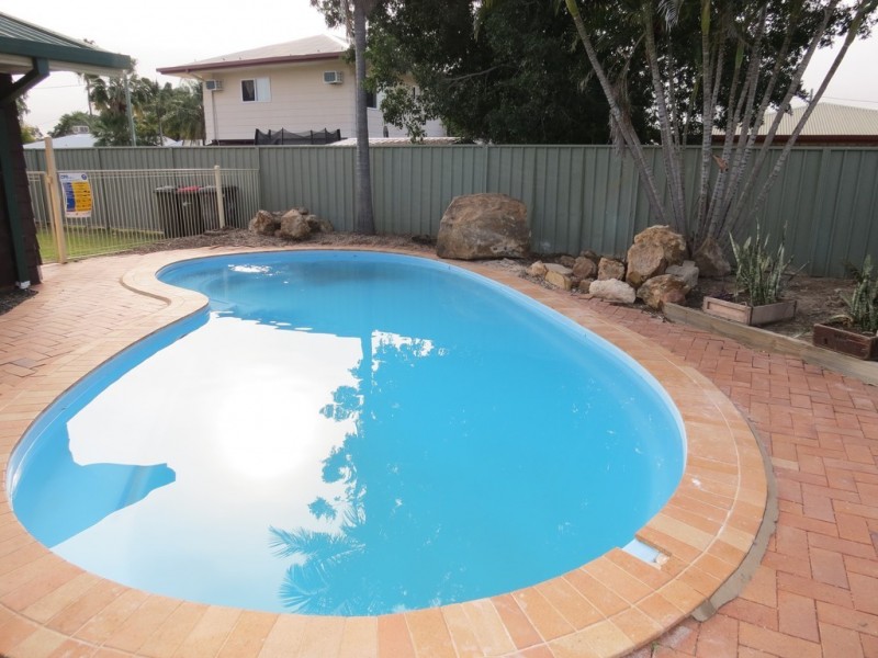 33 Barry Street, Emerald QLD 4720