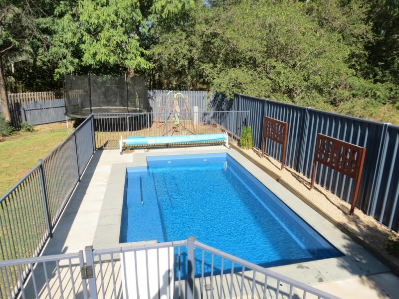 9 Caprice Court, Emerald QLD 4720