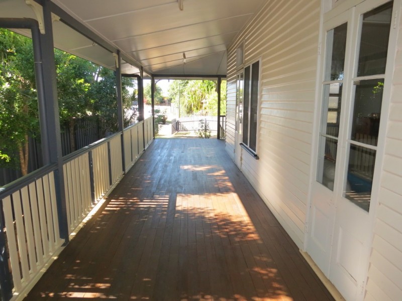 9 Caprice Court, Emerald QLD 4720