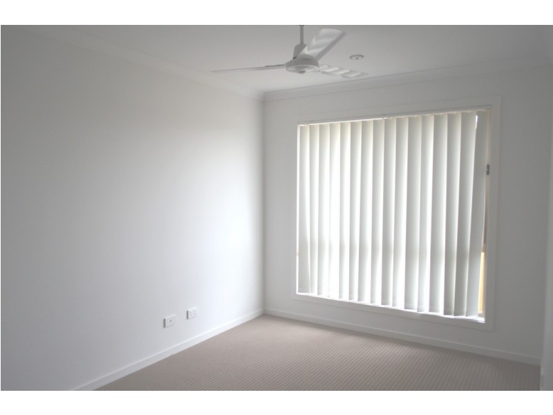 26 Amber Street, Emerald QLD 4720