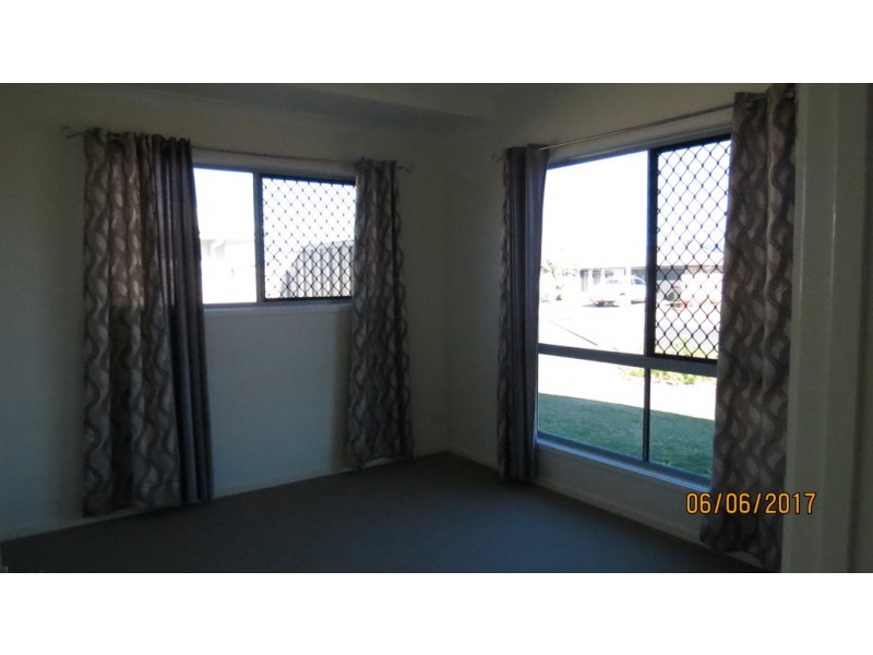 8 Kassidy Drive, Emerald QLD 4720