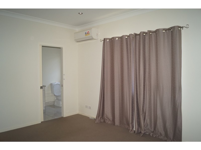 8 Kassidy Drive, Emerald QLD 4720