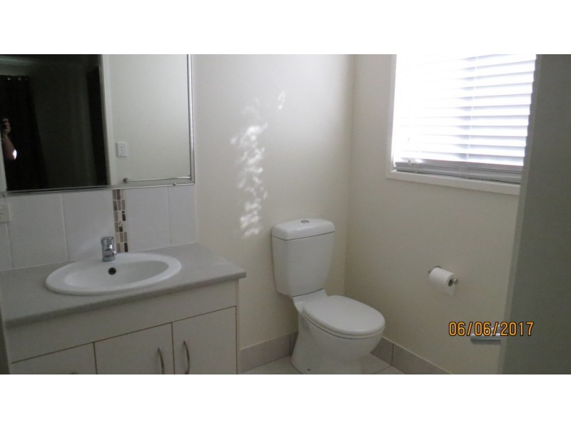 8 Kassidy Drive, Emerald QLD 4720