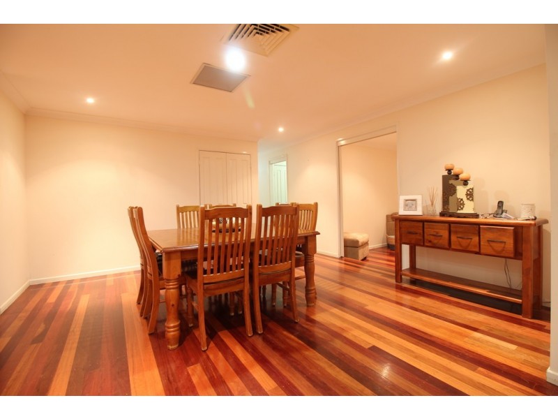 14 Coaker Drive, Emerald QLD 4720