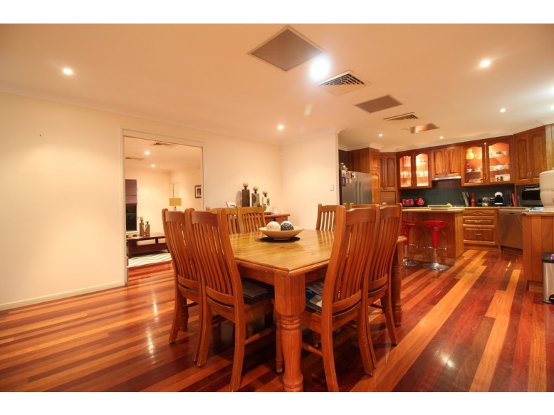 14 Coaker Drive, Emerald QLD 4720