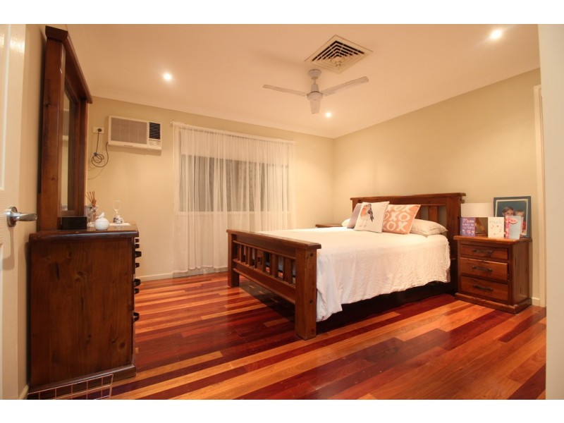14 Coaker Drive, Emerald QLD 4720