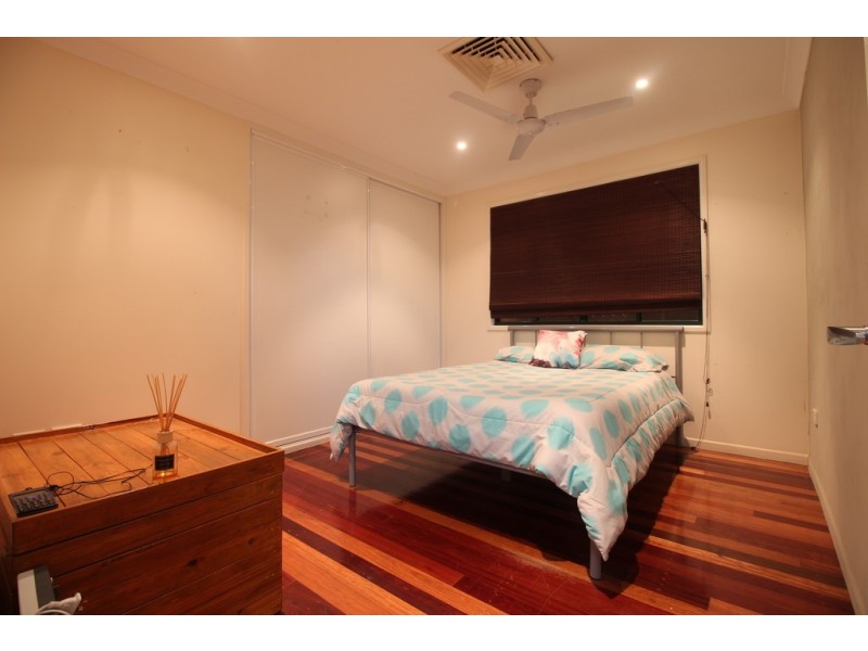 14 Coaker Drive, Emerald QLD 4720