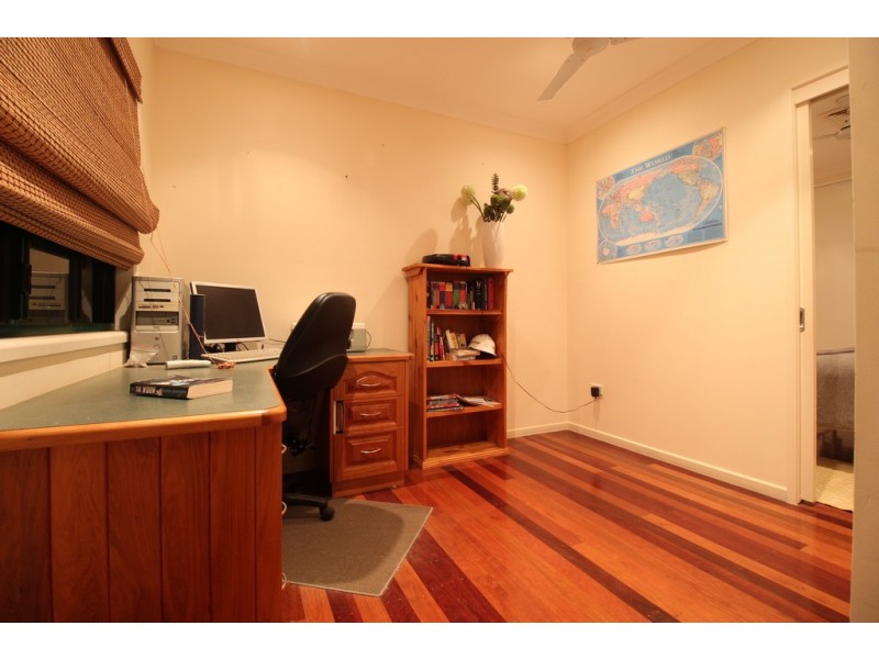14 Coaker Drive, Emerald QLD 4720
