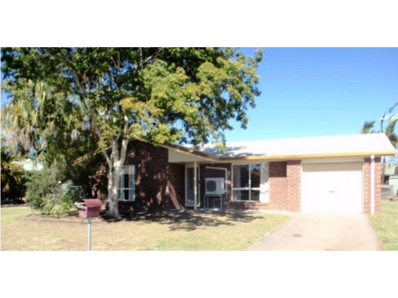 7 Wren Court, Emerald QLD 4720