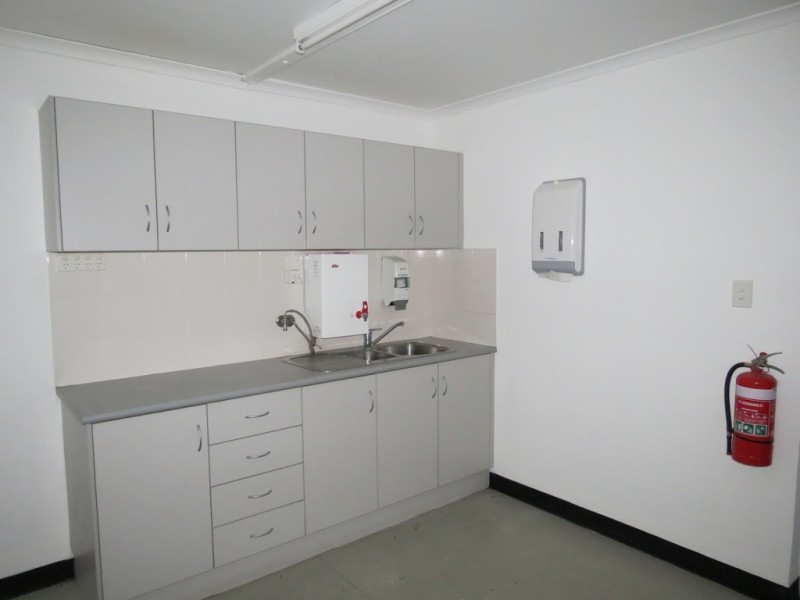 2 Hicks Street, Emerald QLD 4720