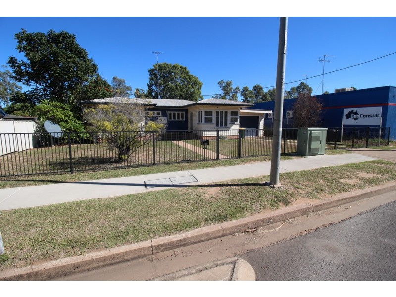 11 Hospital Road, Emerald QLD 4720