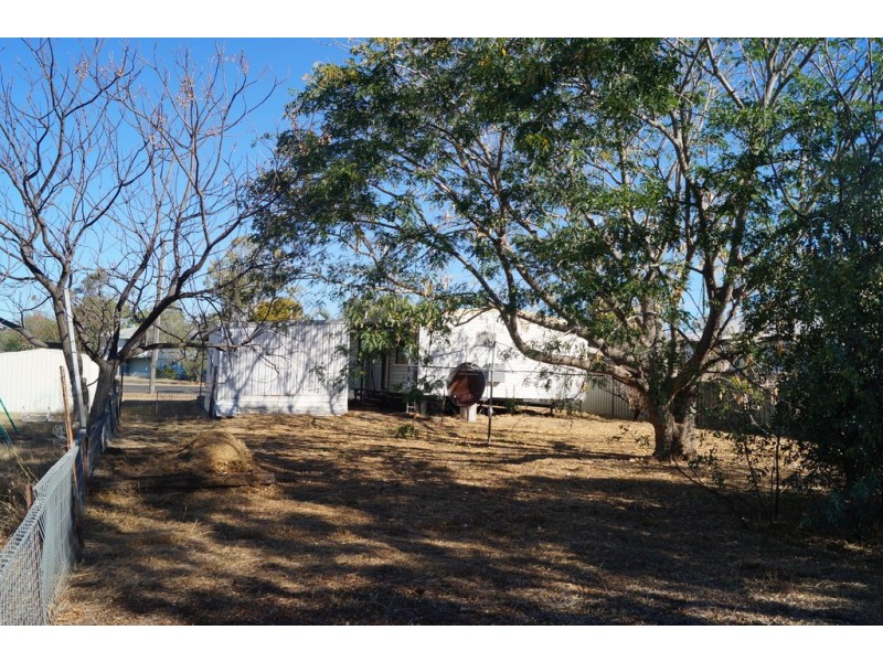 23 Conran Street, Capella QLD 4723