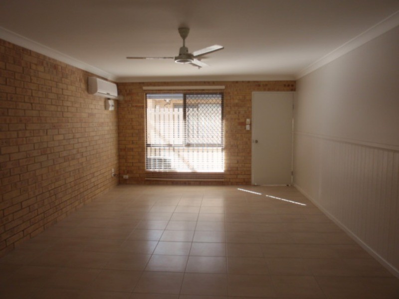2/41 Baker Street, Emerald QLD 4720
