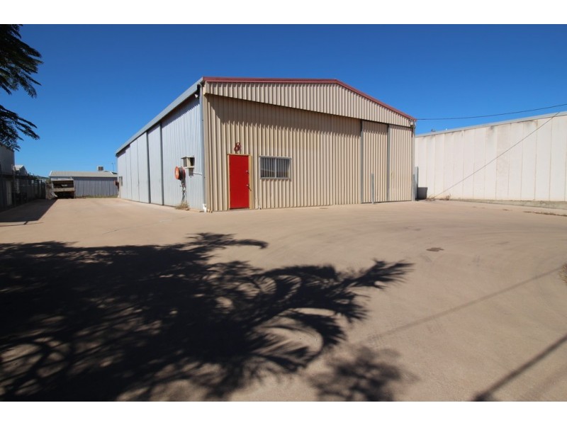 8 McKenzie Street, Emerald QLD 4720